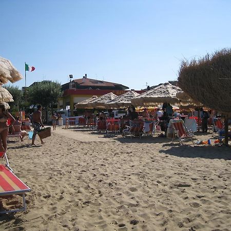 Holiday Dreams Apartamento Francavilla Al Mare Exterior foto